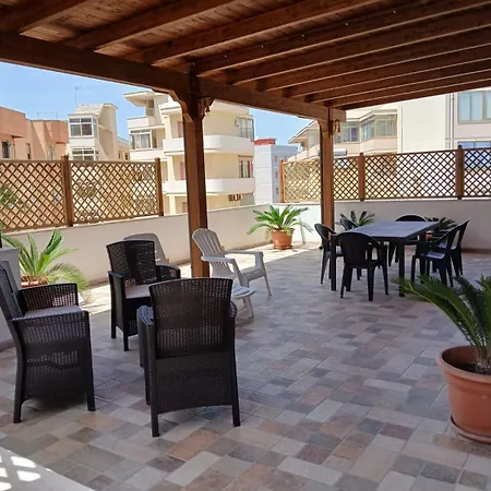 度假居 Dimora Signore Lido 加利波利